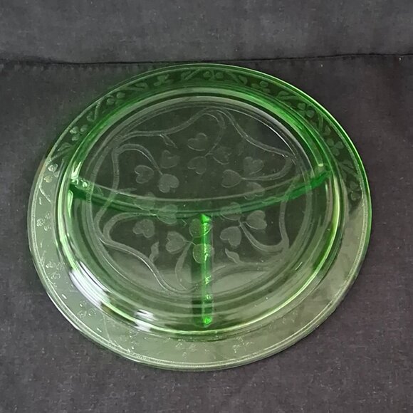 Vintage Depression Glass Hazel Atlas Green Cloverleaf 3 Part Grill Plate 10.25" - Picture 3 of 6